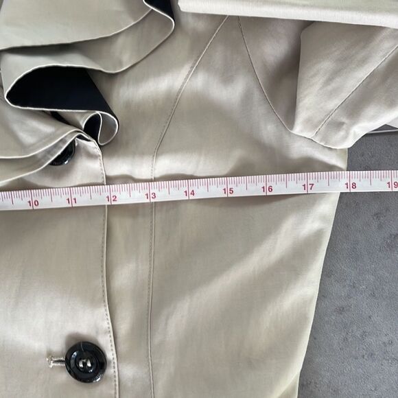 BETSEY JOHNSON women’s beige ruffle collar double breasted trench coat no belt S - Picture 10 of 16